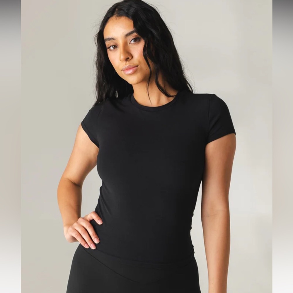 Black Fitted Short Sleeve Tee